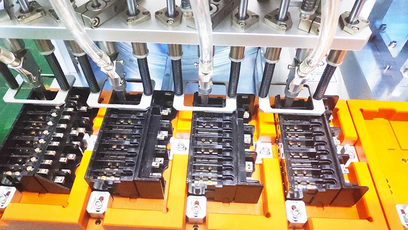 自動鎖螺絲機 自動鎖螺絲機