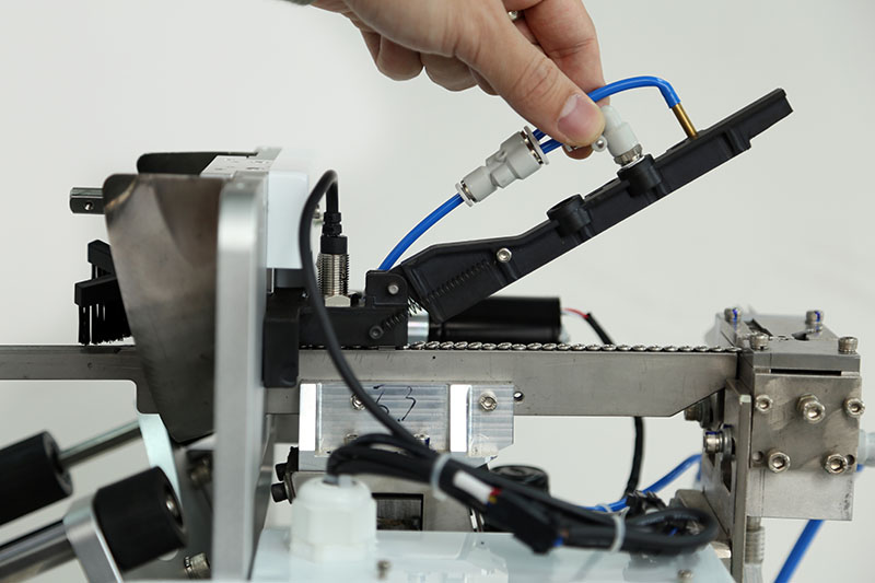 自動鎖螺絲機 自動鎖螺絲機